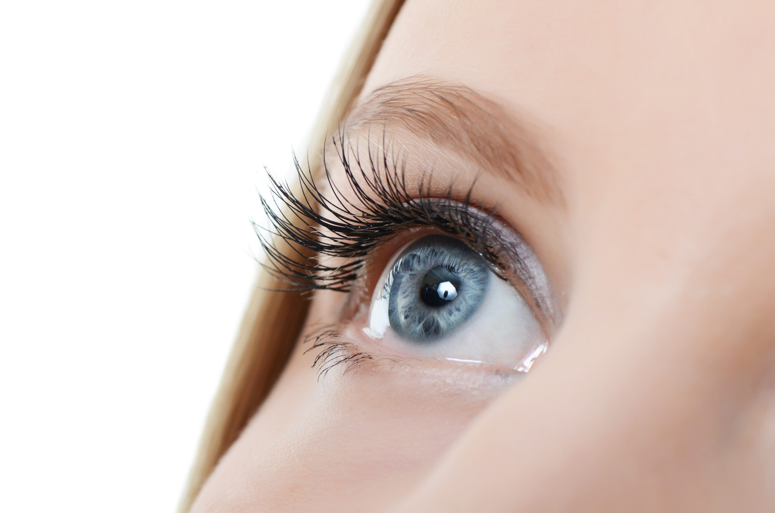 Transform Your Lashes with Careprost Eye Drops: Unveiling Enhanced Length and Volume